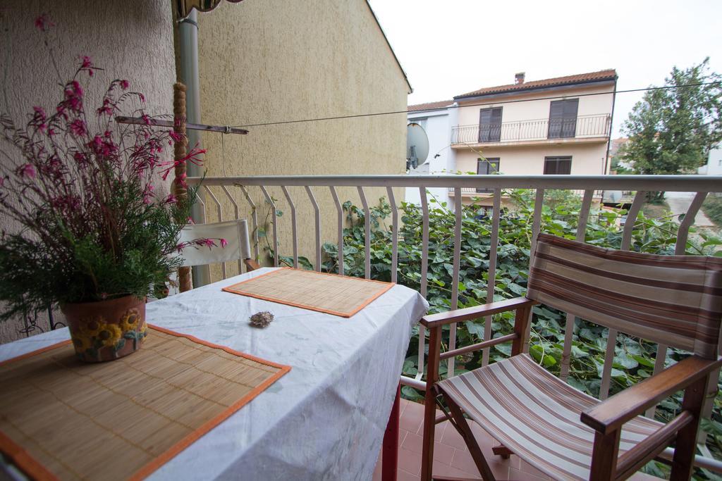 Apartment Cherry Rovigno Camera foto