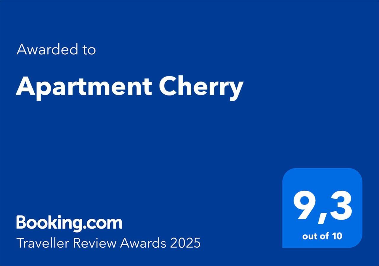Apartment Cherry Rovigno Esterno foto